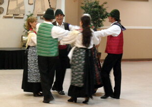 Italian Dancers Gypsy Folk Ensemble - Italian Dance