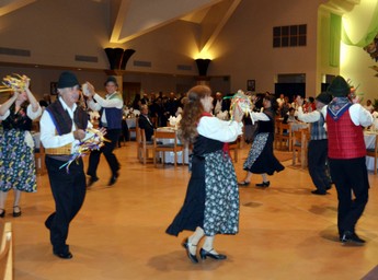 Entering with a Tarantella